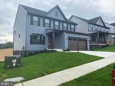 1009 HEADQUARTERS WAY , FREDERICKSBURG, VA 22401