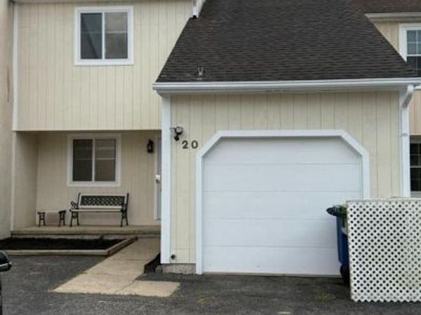 20 QUEEN ANNE COURT , MARLTON, NJ 08053