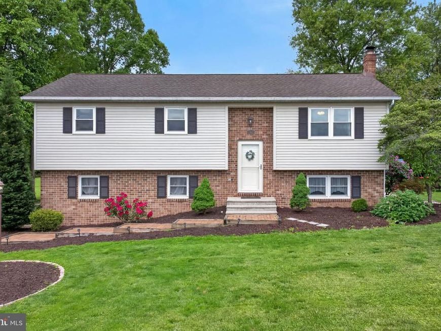 140 Hamilton Drive, Abbottstown, PA 17301 Main Photo