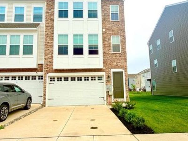 211 DOUGLAS WAY, MIDDLETOWN, DE 19709