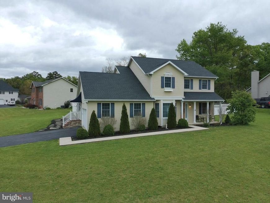 631 Eric Drive, Shippensburg, PA 17257 Main Photo