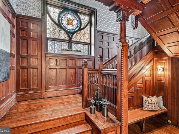 51 E PENN STREET, PHILADELPHIA, PA 19144
