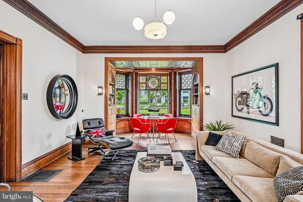 51 E PENN STREET, PHILADELPHIA, PA 19144