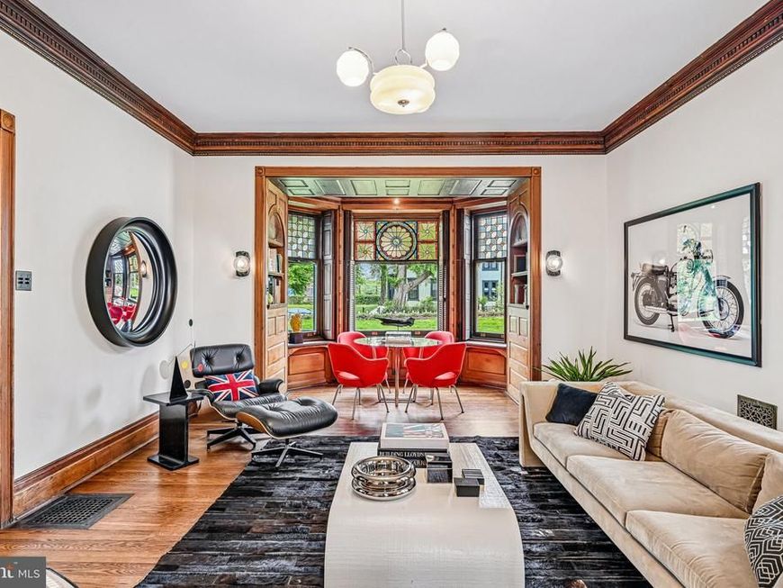 51 E Penn Street, Philadelphia, PA 19144 Main Photo