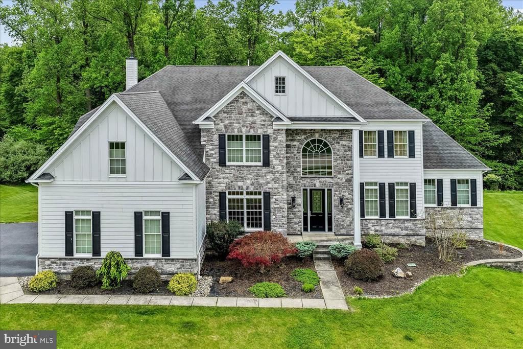 17 EVERGREEN PLACE, CHADDS FORD, PA 19317