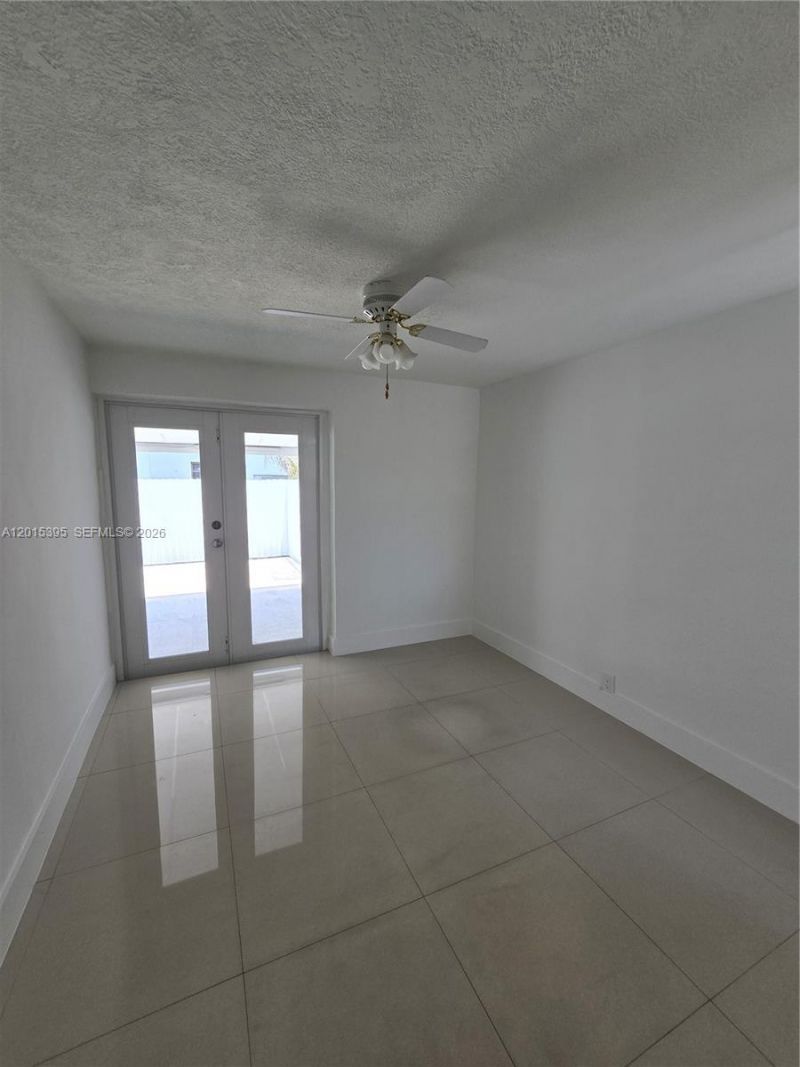 1417 W 40th St , Hialeah, FL 33012 Photo