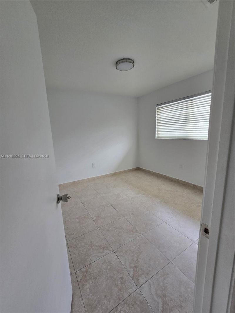 1417 W 40th St , Hialeah, FL 33012 Photo