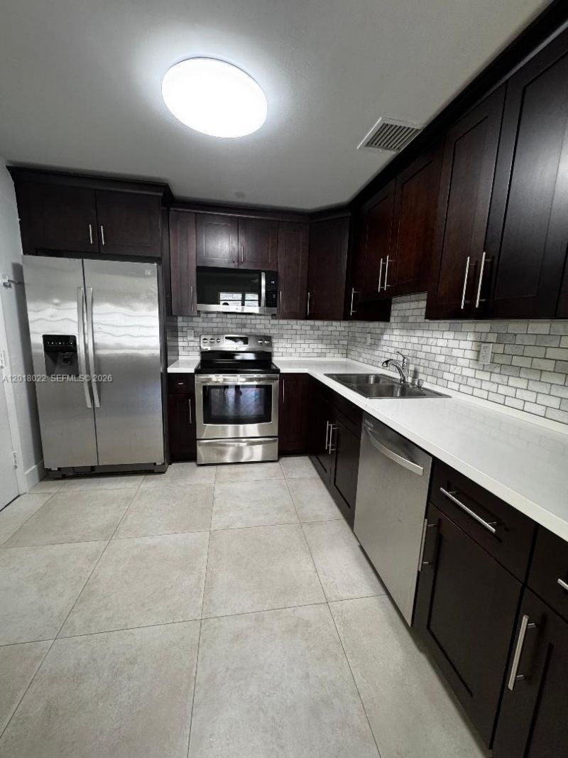 5401 SW 77th Ct, Unit 206E, Miami, FL 33155 Photo