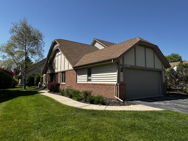 N34W23871 Grace Ave, Pewaukee, WI 53072