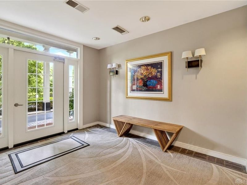 333 Oakwood Avenue, Unit #2A, Oakwood, OH 45409 Photo 4