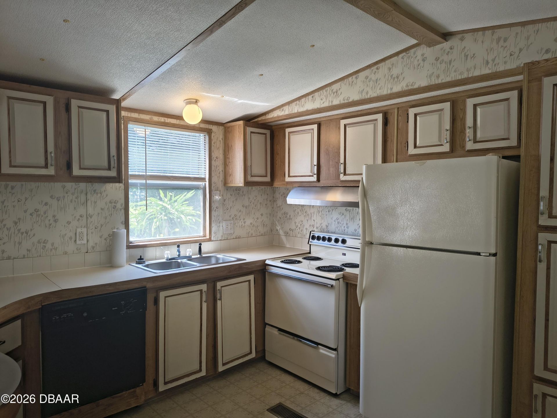 111 Cedar Street, Edgewater, FL 32141 Photo