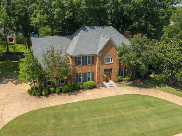 9190 E BRIDGE DR, Germantown, TN 38139