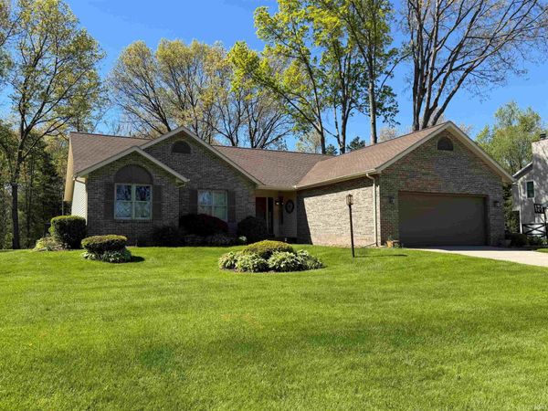 30084 Cobus Lake Drive, Elkhart, IN 46514