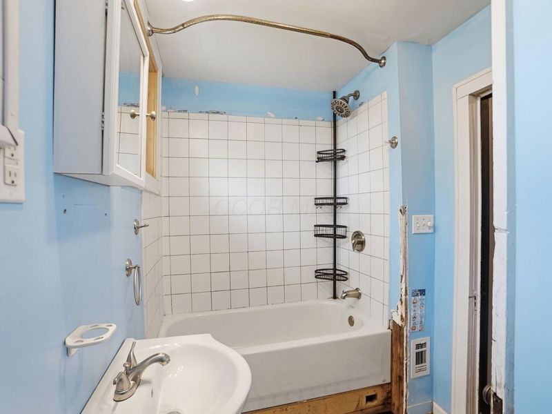 1567 Kenmore Road, Columbus, OH 43211 Photo 37
