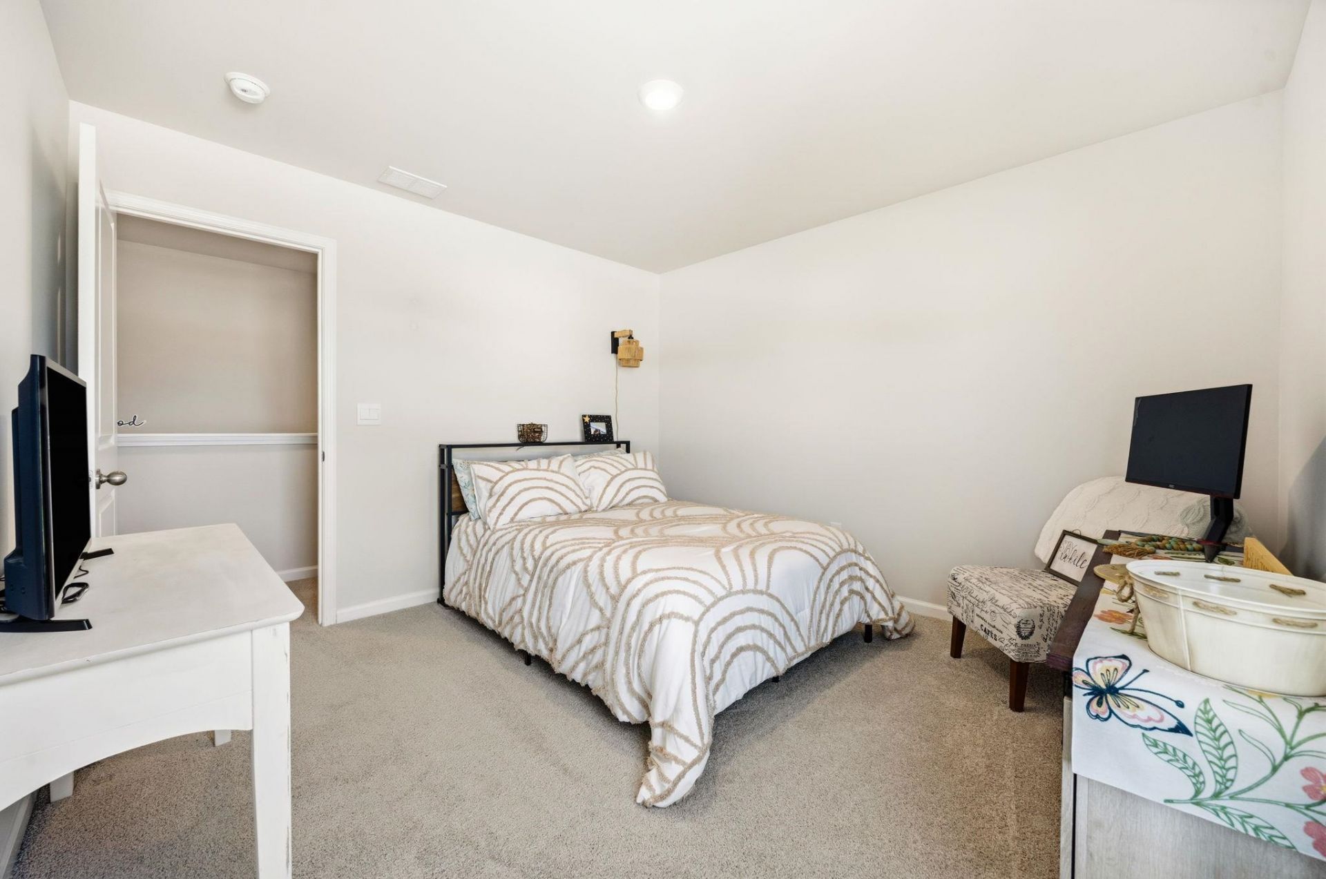 1800 Castlebay Dr. Photo 31