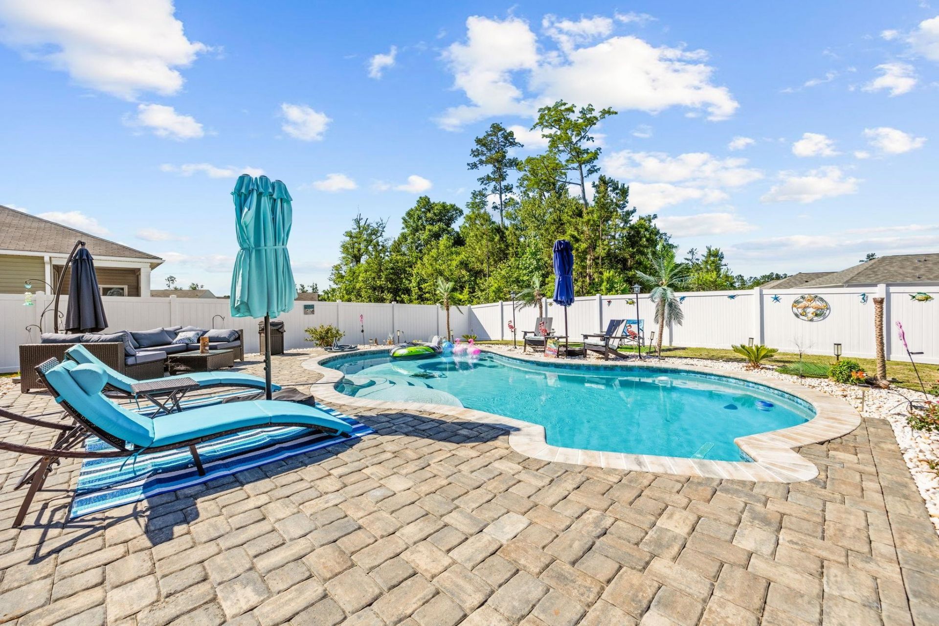 1800 Castlebay Dr. Photo 37