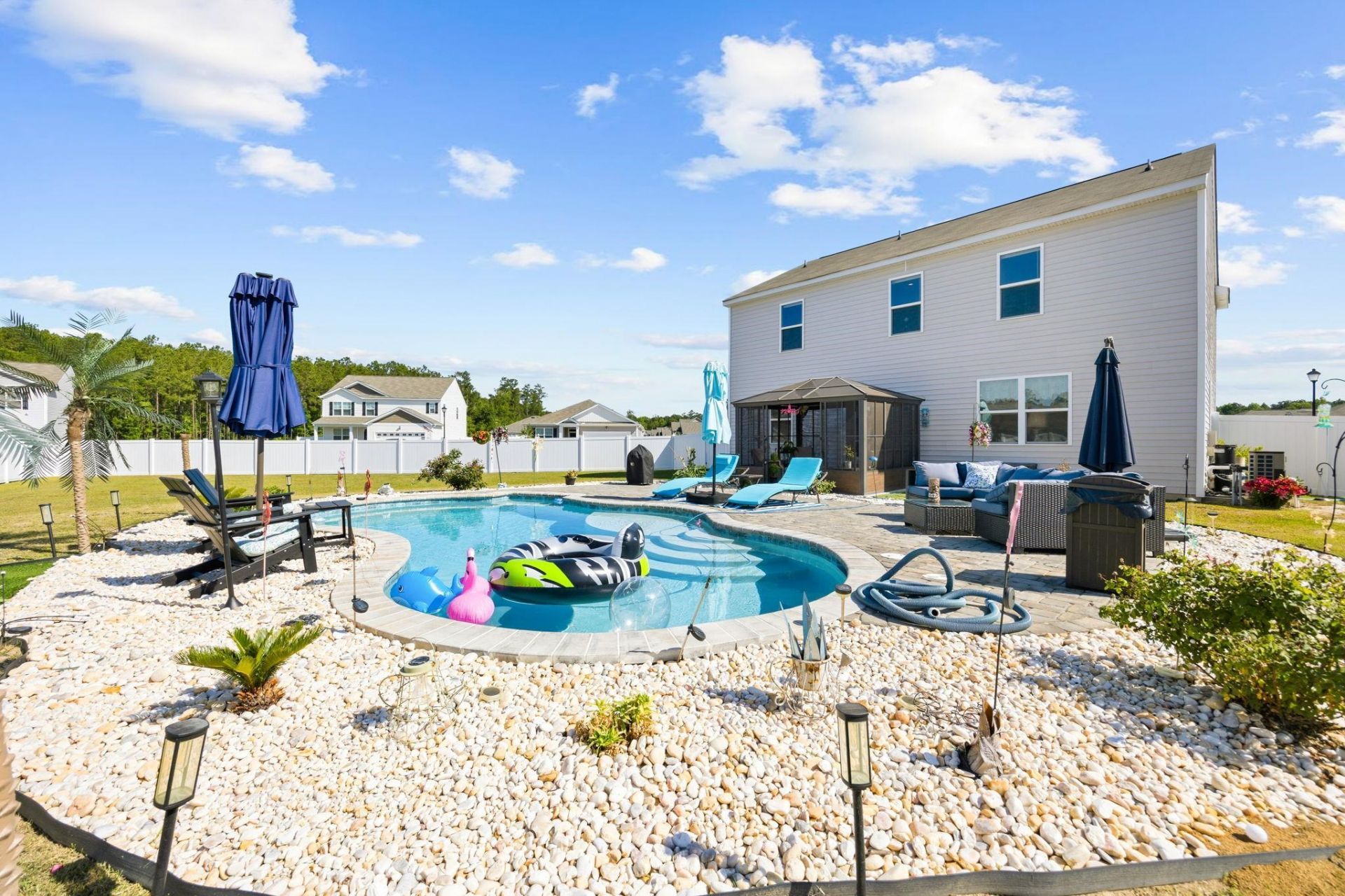 1800 Castlebay Dr. Photo 39