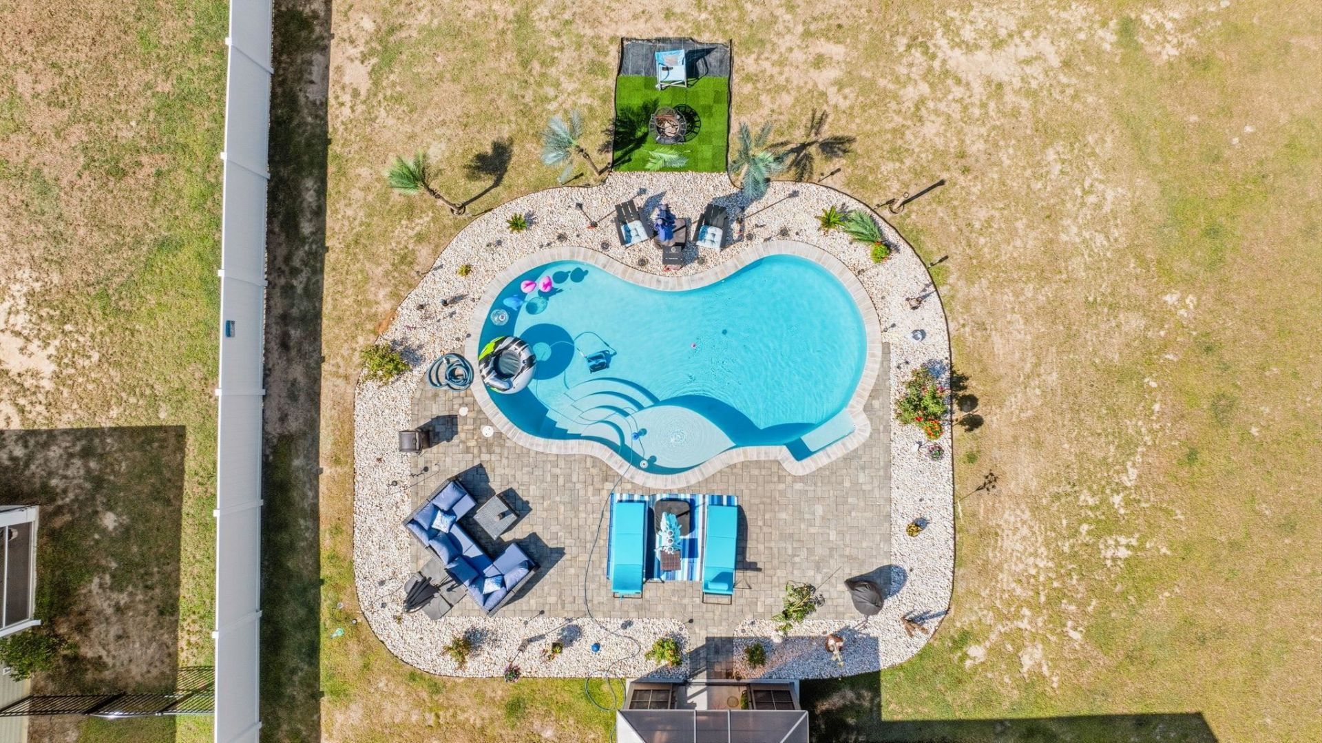 1800 Castlebay Dr. Photo 45