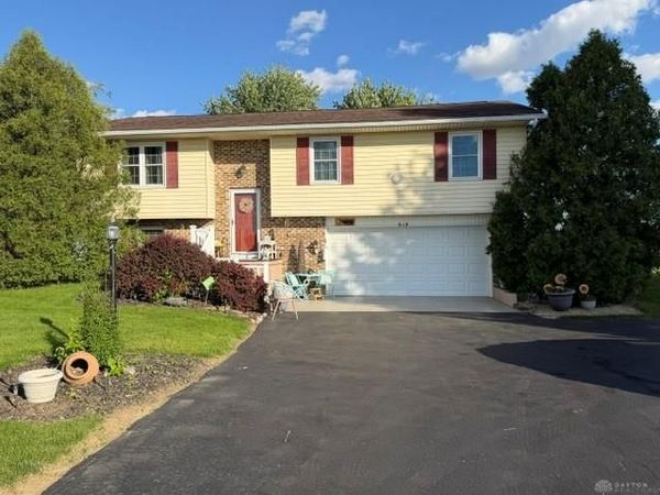 615 W Mill Street, North Lewisburg, OH 43060