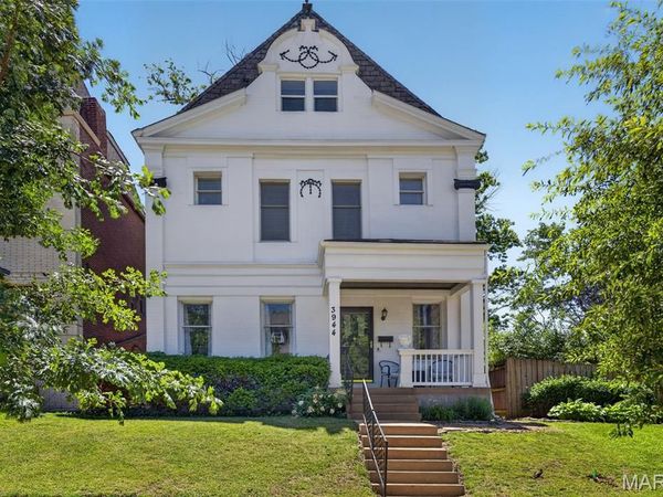 3944 Russell Boulevard, St Louis, MO 63110