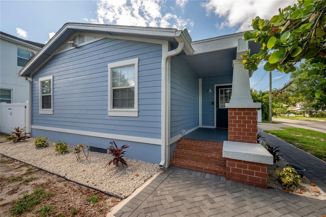 2714 W Fig Street, Tampa, FL 33609 Main Photo