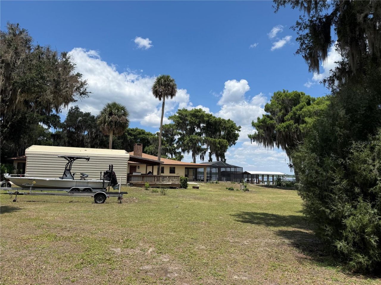 4232 County Road 400, Lake Panasoffkee, FL 33538 Photo