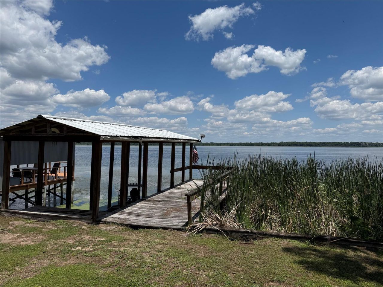 4232 County Road 400, Lake Panasoffkee, FL 33538 Photo