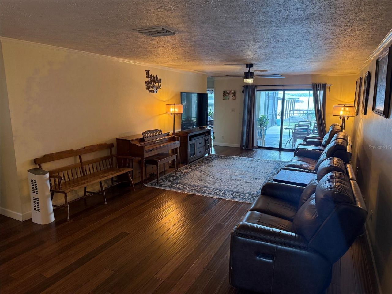 4232 County Road 400, Lake Panasoffkee, FL 33538 Photo