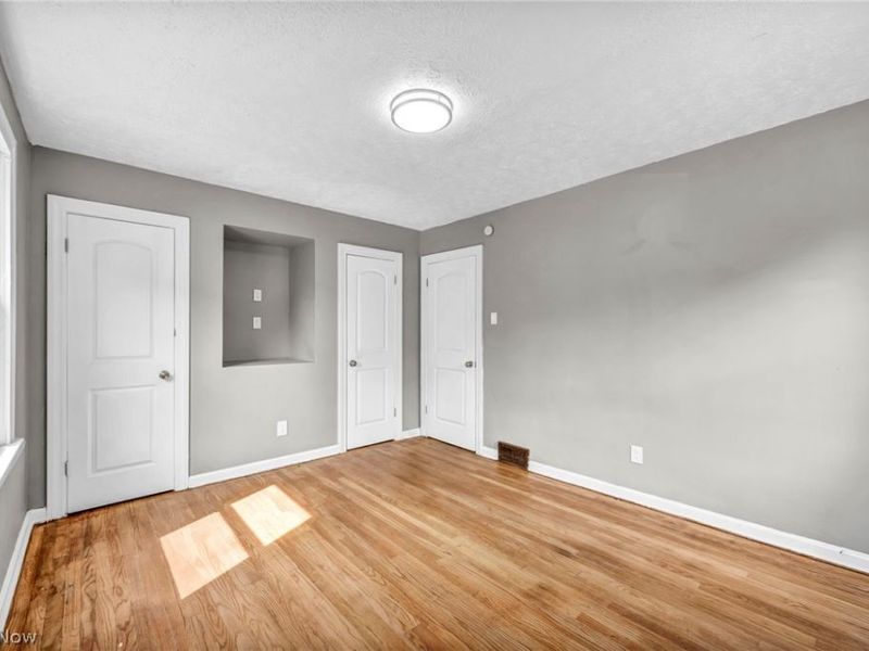 1574 East Avenue, Akron, OH 44314 Photo 17