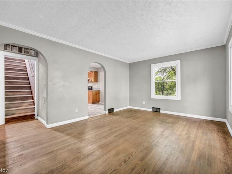 1574 East Avenue, Akron, OH 44314 Photo 5