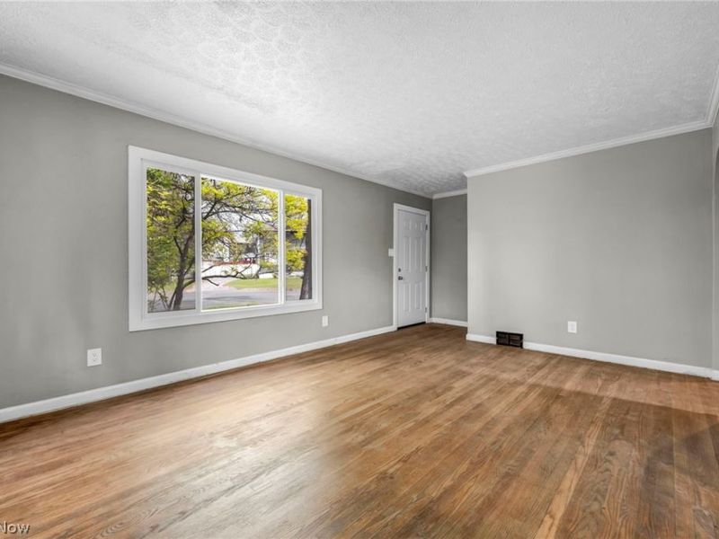 1574 East Avenue, Akron, OH 44314 Photo 7