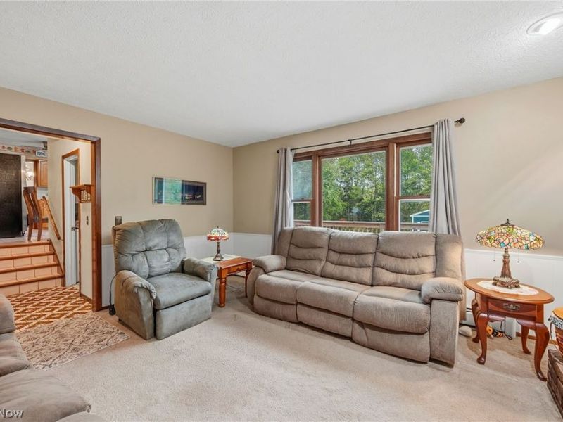 10471 Meadowhurst Lane, Chardon, OH 44024 Photo 17