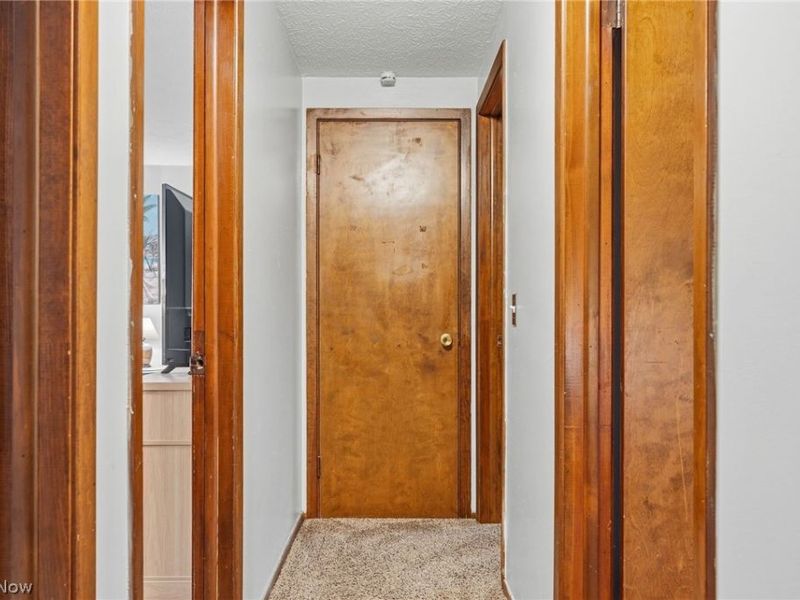 10471 Meadowhurst Lane, Chardon, OH 44024 Photo 24