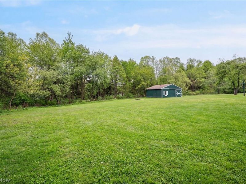 10471 Meadowhurst Lane, Chardon, OH 44024 Photo 38