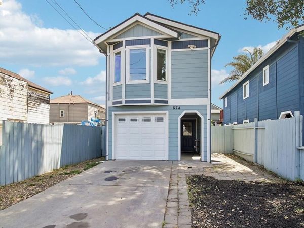874 Pine St, Oakland, CA 94607