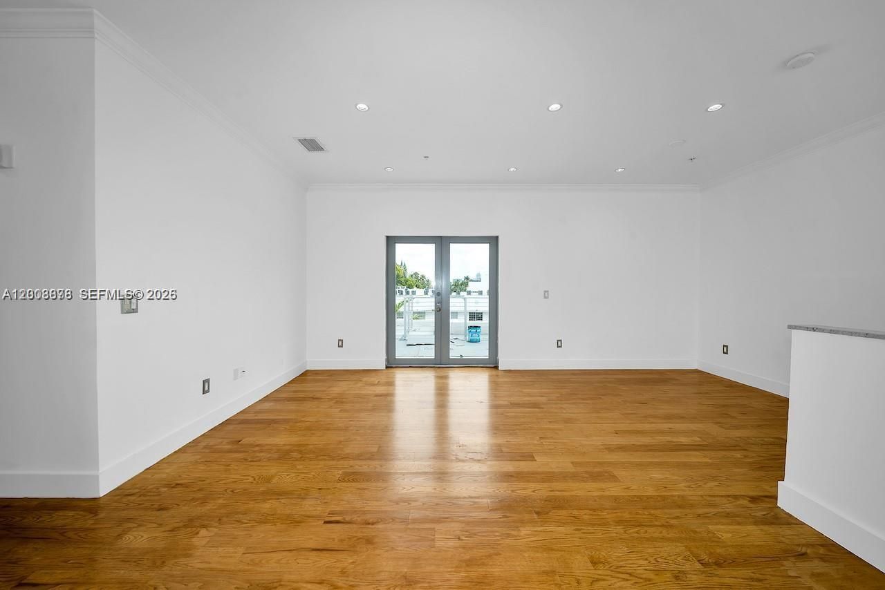 1600 Euclid Ave , Unit 205, Miami Beach, FL 33139 Photo