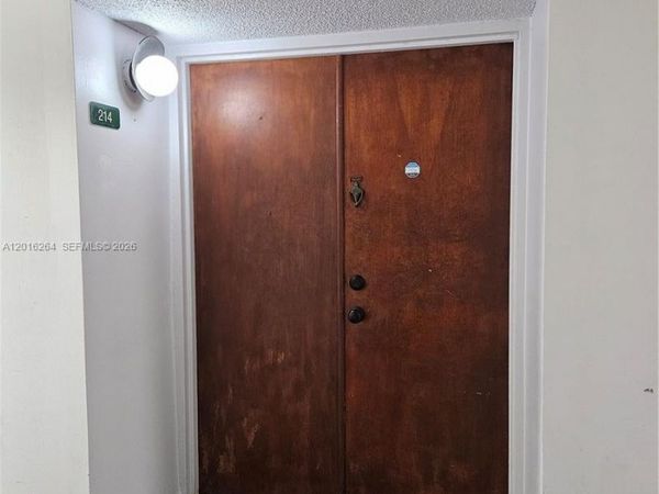 11780 SW 18th St , Unit 214-2, Miami, FL 33175