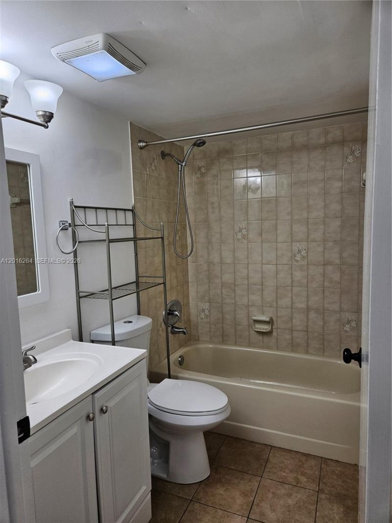 11780 SW 18th St , Unit 214-2, Miami, FL 33175 Photo