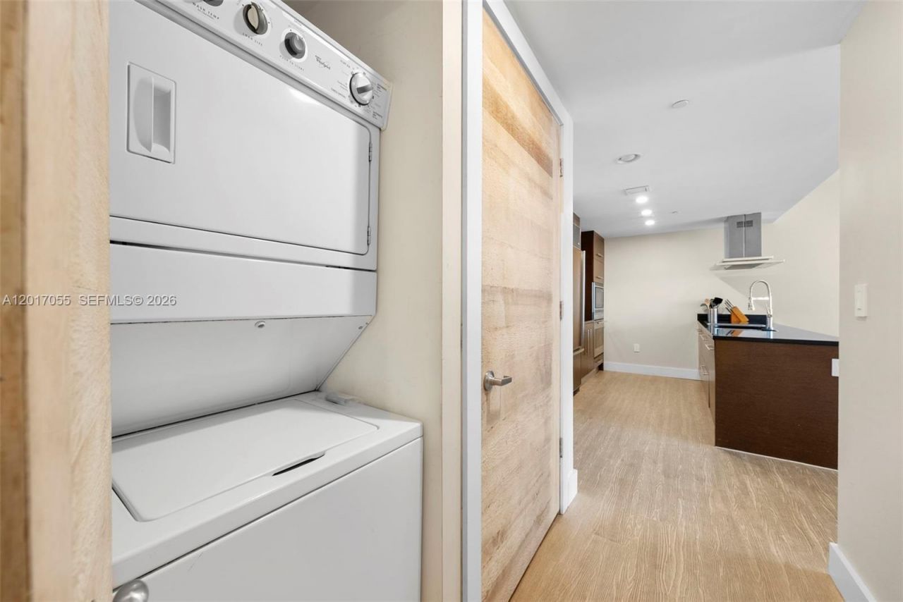 485 Brickell Ave, Unit 4606, Miami, FL 33131 Photo