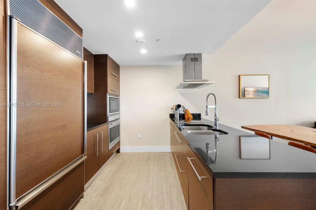 485 Brickell Ave, Unit 4606, Miami, FL 33131 Photo