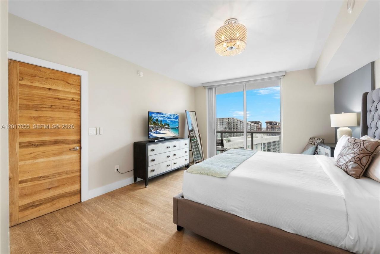 485 Brickell Ave, Unit 4606, Miami, FL 33131 Photo