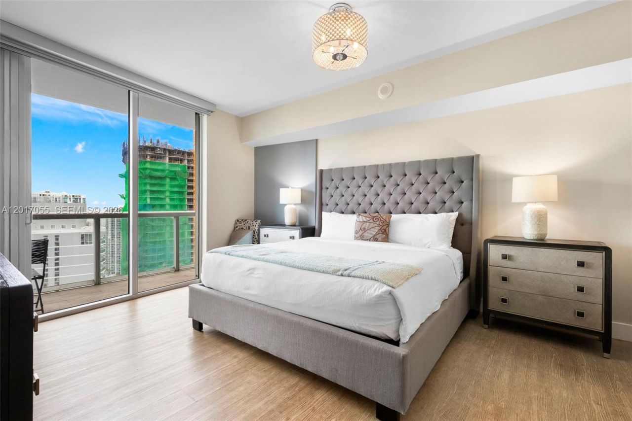 485 Brickell Ave, Unit 4606, Miami, FL 33131 Photo