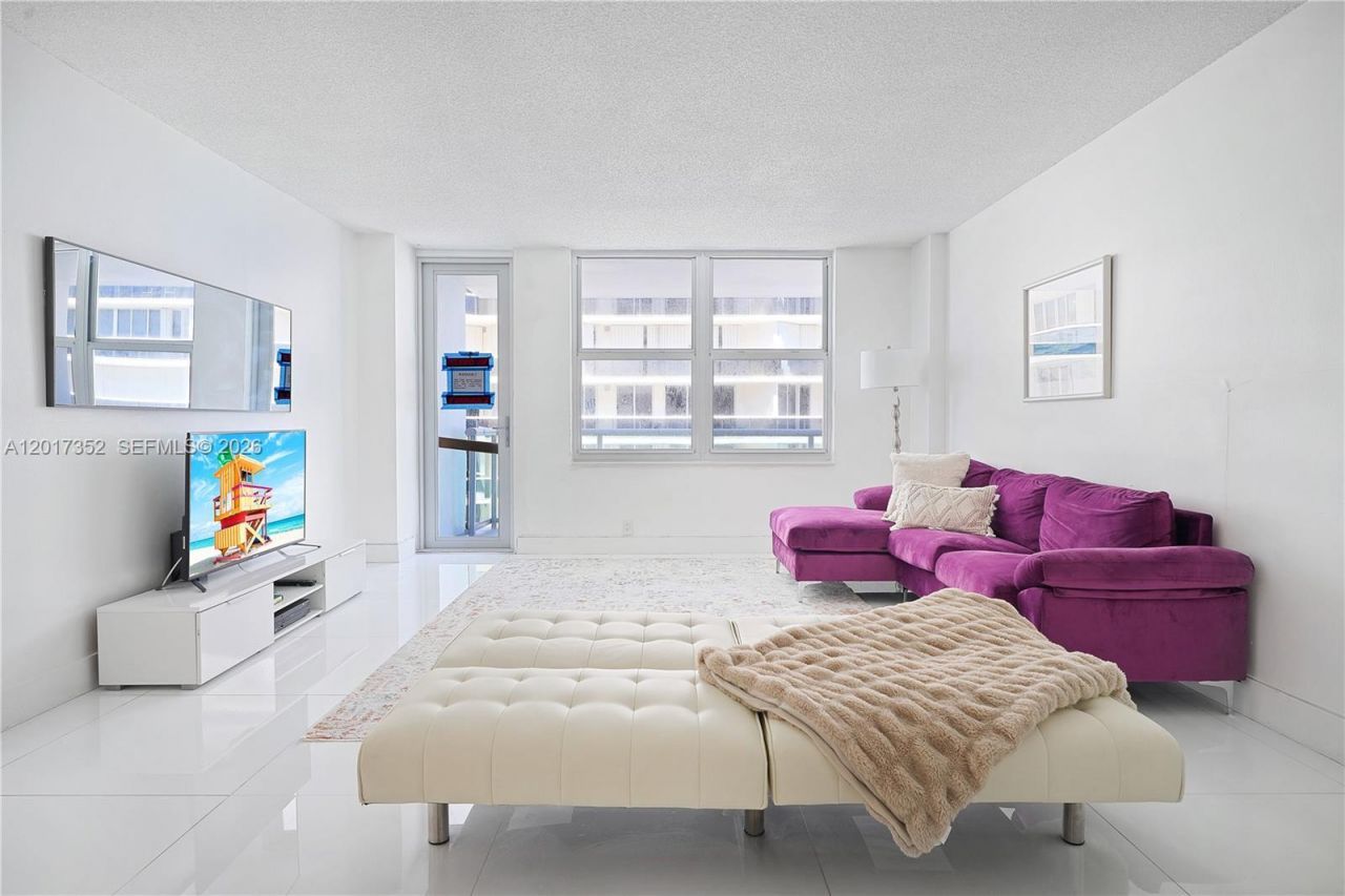 9511 Collins Ave , Unit 901, Surfside, FL 33154 Photo
