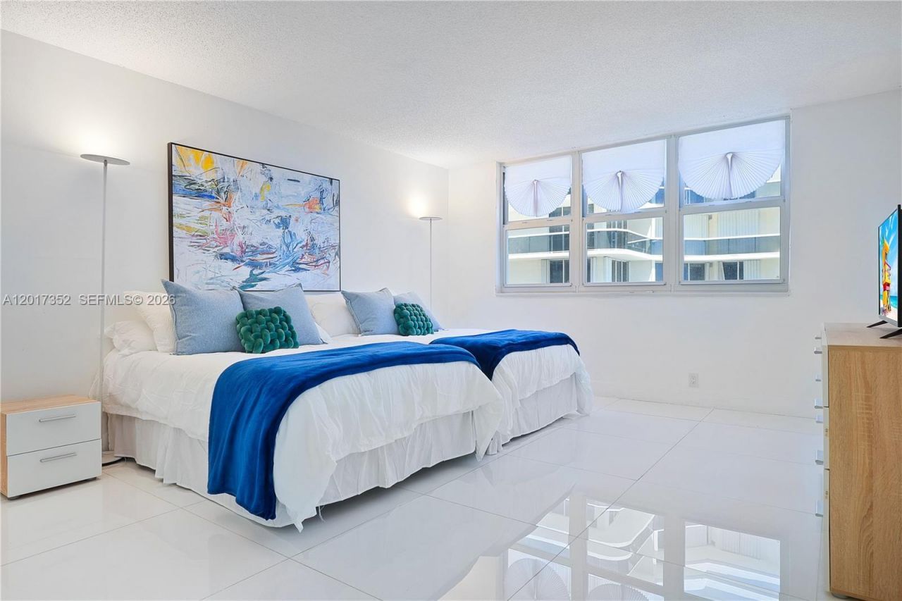 9511 Collins Ave , Unit 901, Surfside, FL 33154 Photo