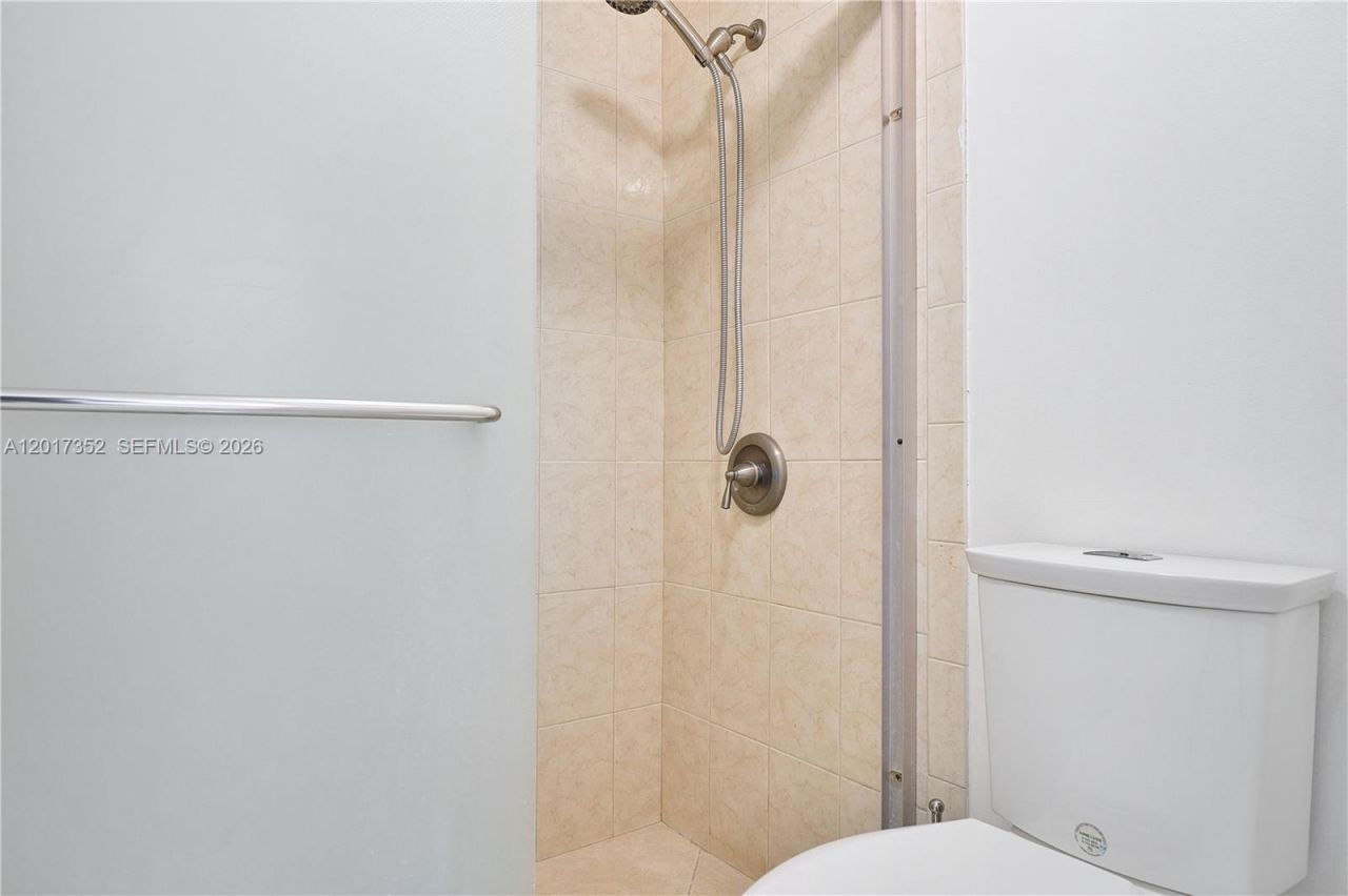9511 Collins Ave , Unit 901, Surfside, FL 33154 Photo
