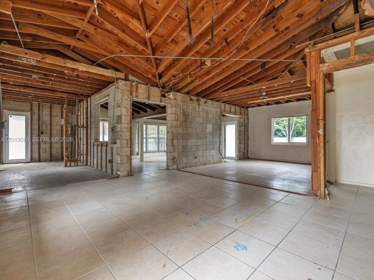 6 NW 106th St , Miami Shores, FL 33150 Photo