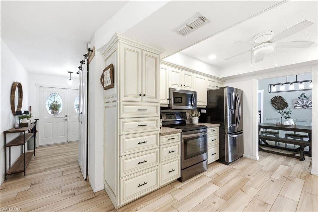 720 Meyer Dr, Naples, FL 34120 Photo