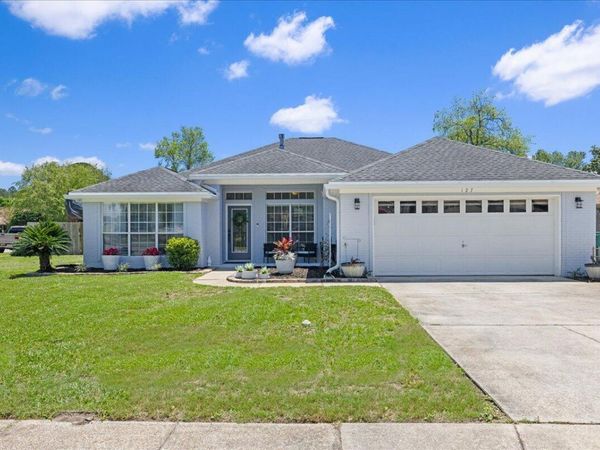 127 Gail La Rue, Fort Walton Beach, FL 32547