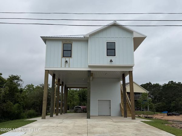 5011 Tennessee Street, Bay Saint Louis, MS 39520