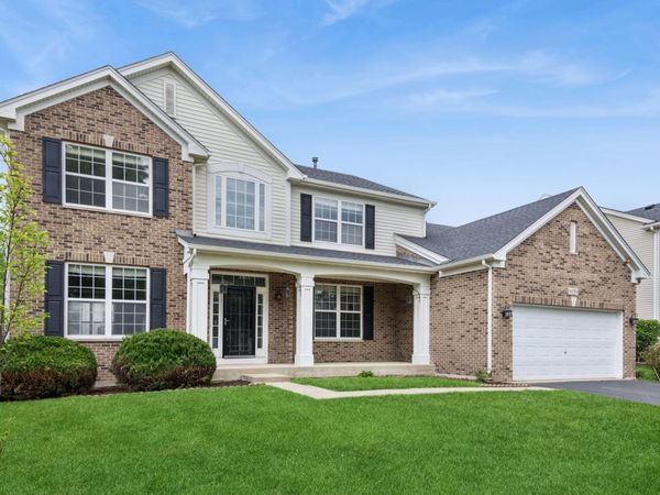 6084 Russell Drive , Hoffman Estates, IL 60192